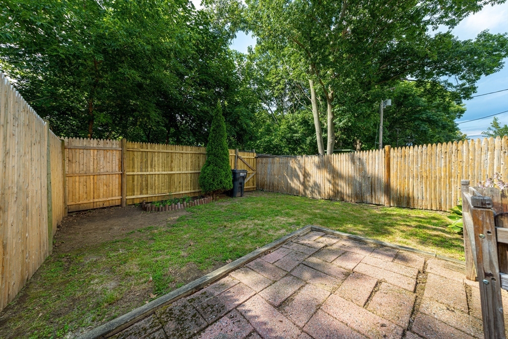 130 Old Ferry Road, Unit J Haverhill, MA 01830 - Photo 14 of 35 Gallery Image 14