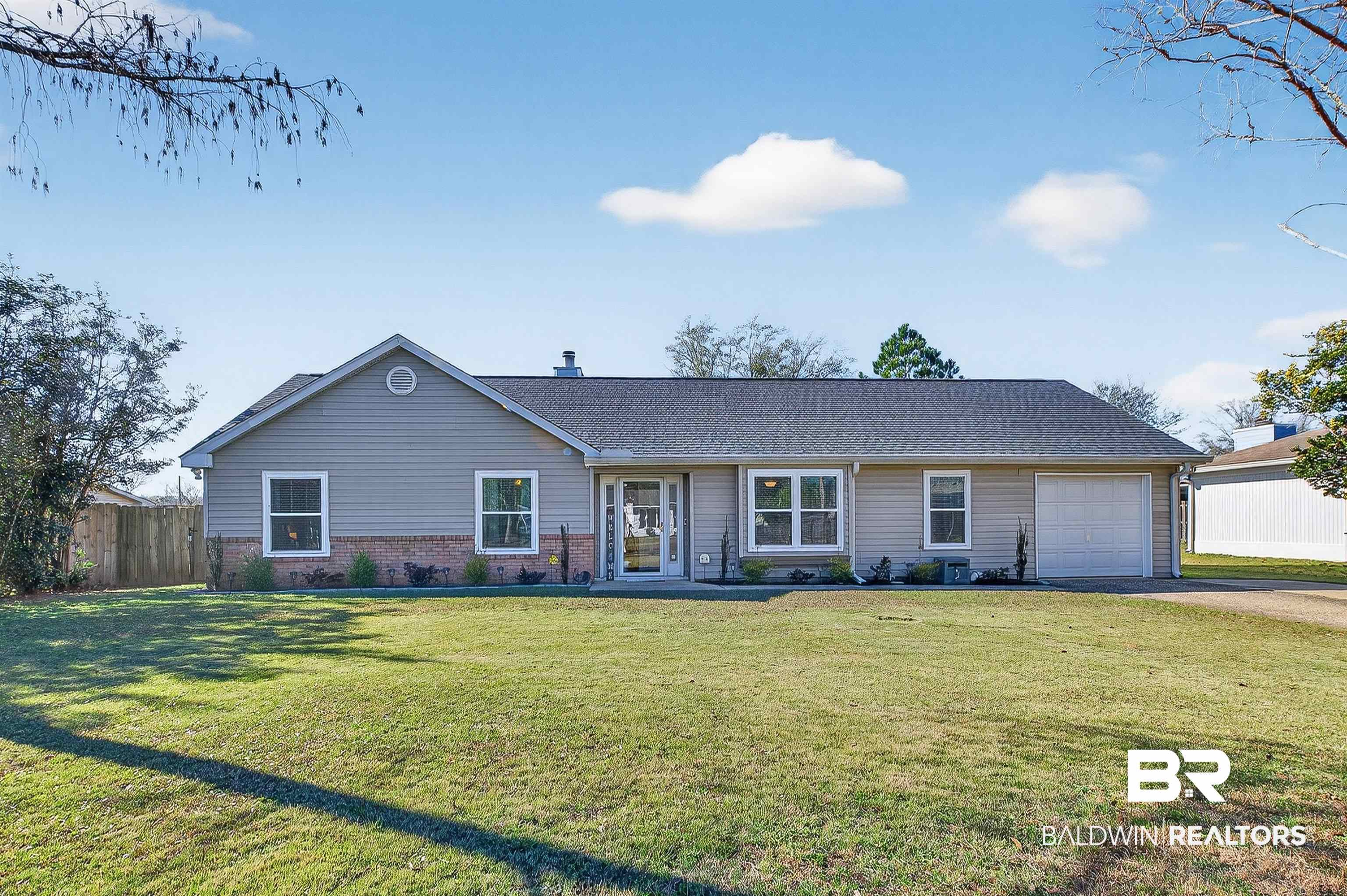 2 Magnolia Circle Foley, AL 36535 - Photo 1 of 45