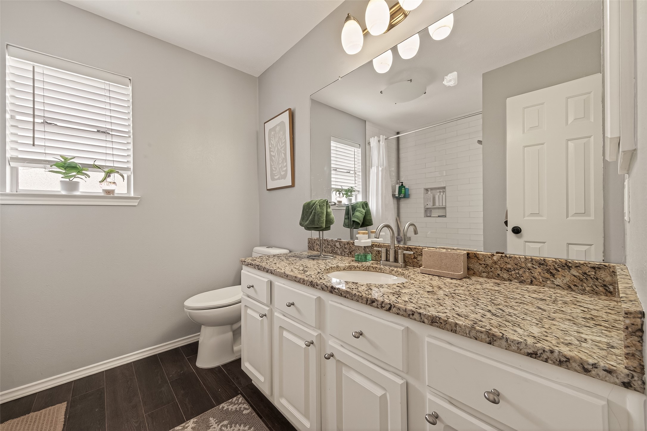405 PecanGrove Dickinson, TX 77539 - Photo 28 of 46