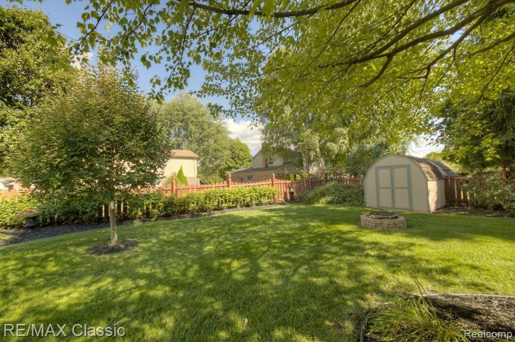 7224 Chichester Road Canton, MI 48187 - Photo 13 of 55 Gallery Image 13