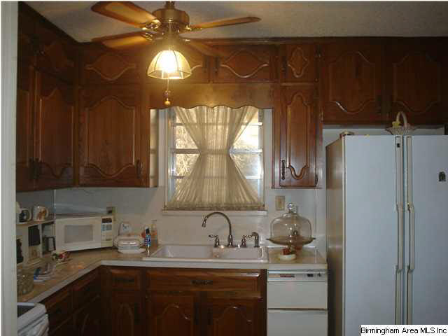 2707 Pine Hill Road Adamsville, AL 35005 - Photo 7 of 8
