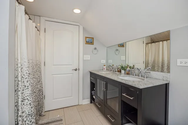 $499,900 | 3647 Euclid Avenue, Berwyn, IL 60402