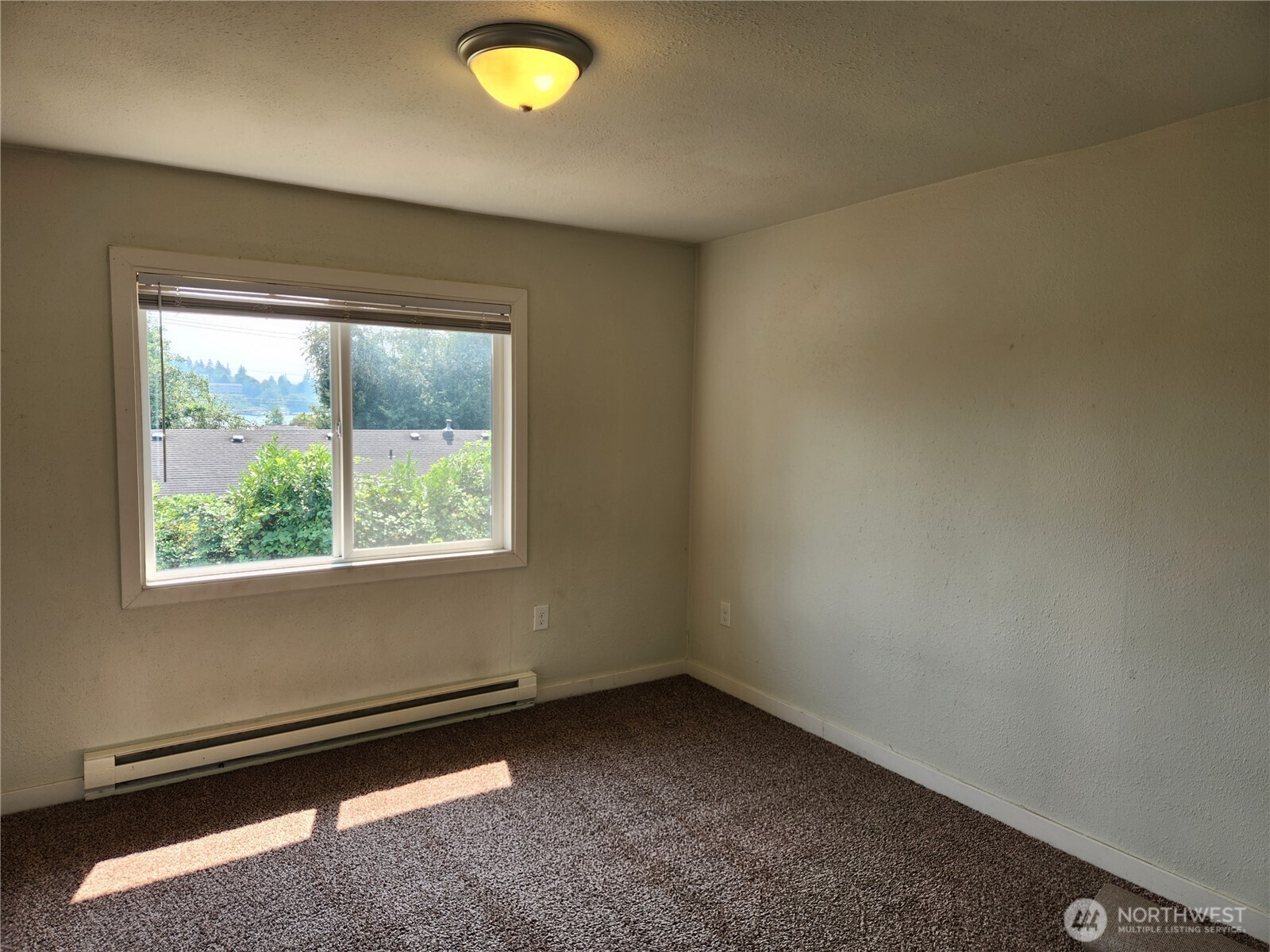 125 Acorn Street Bremerton, WA 98310 - Photo 12 of 20