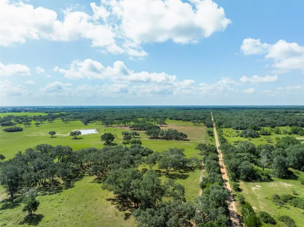 $3,400,000 | 1426 Cr 2152 Rock Island, Rock Island, TX 77470