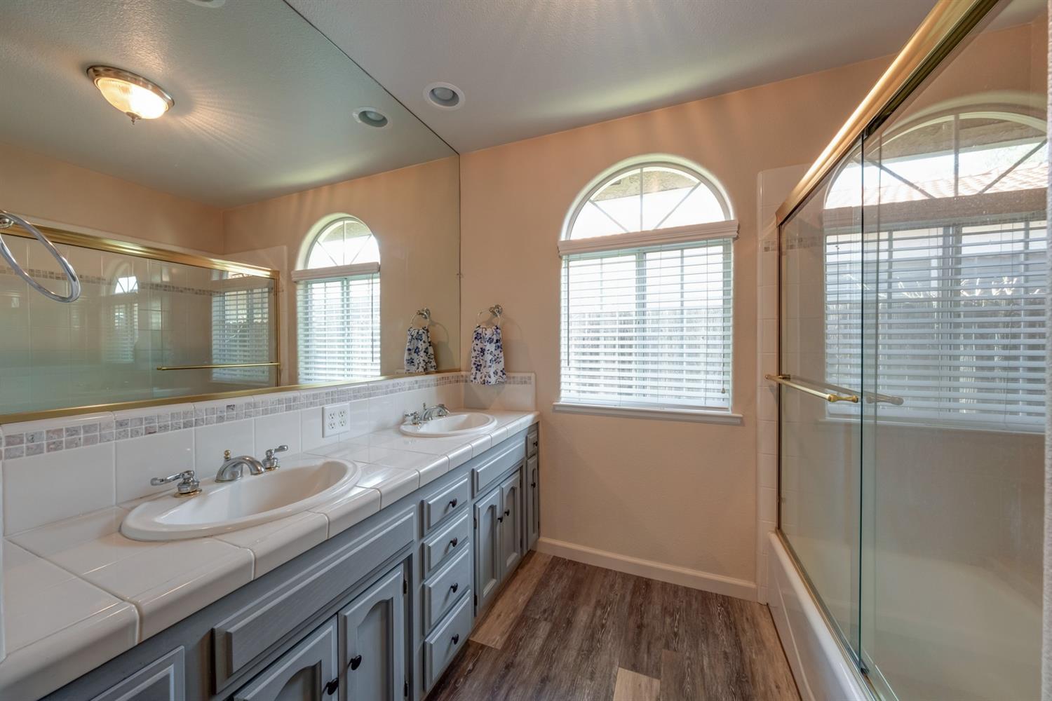 2313 Jonathan Way Madera, CA 93637 - Photo 21 of 33