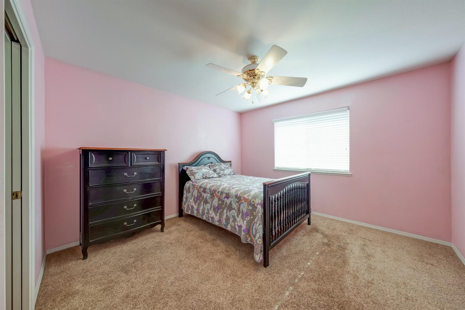 2313 Jonathan Way Madera, CA 93637 - Photo 24 of 33