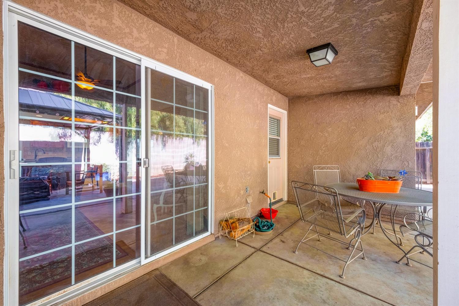 2313 Jonathan Way Madera, CA 93637 - Photo 31 of 33