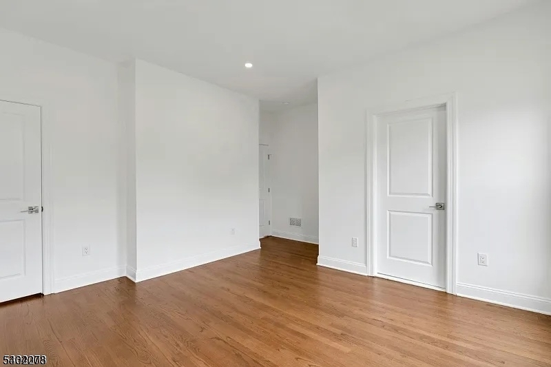 84 Grove Street Somerville, NJ 08876 - Photo 15 of 32