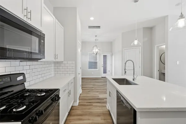 $2,299 | 9912 Clark Road, Unit B, Houston, TX 77076