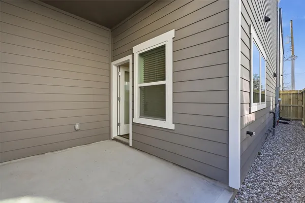 $2,299 | 9912 Clark Road, Unit B, Houston, TX 77076