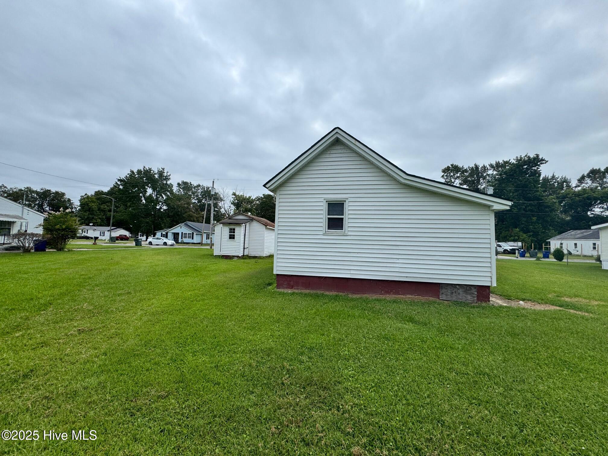4270 High Street Ayden, NC 28513 - Photo 5 of 21 IMG_5523