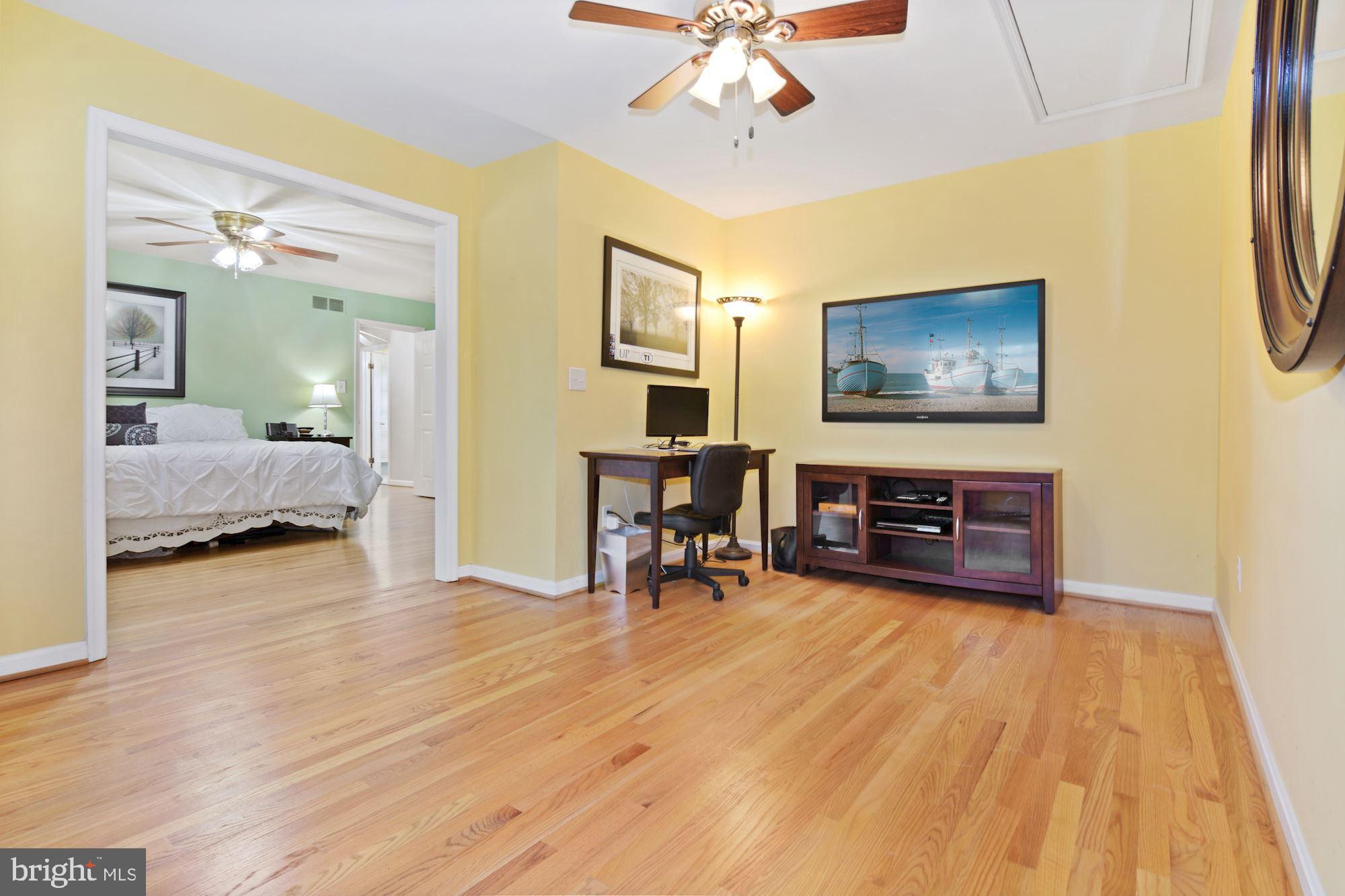 5 Emerson Road Severna Park, MD 21146 - Photo 34 of 77 Sitting Room