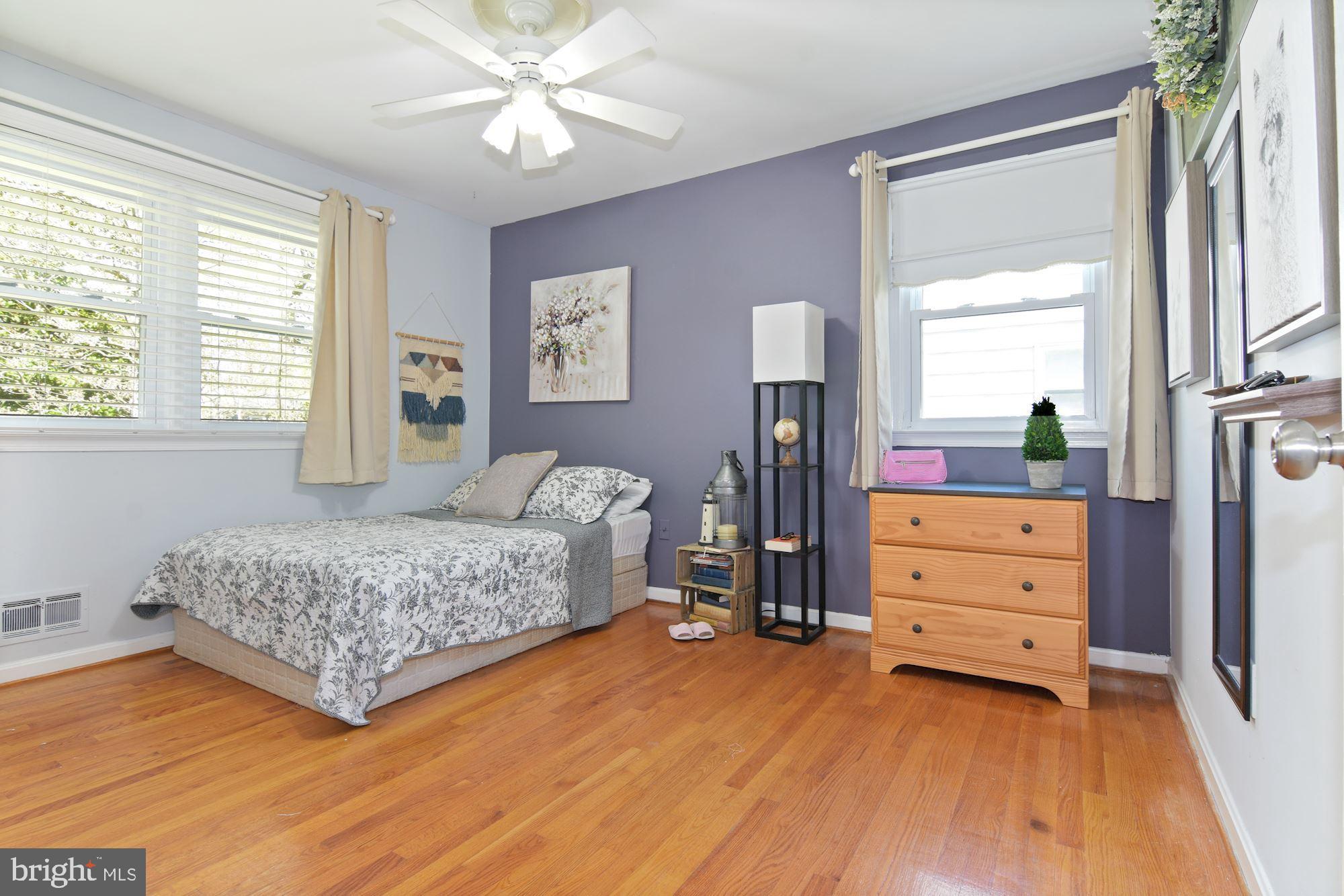 5 Emerson Road Severna Park, MD 21146 - Photo 39 of 77 Bedroom 2