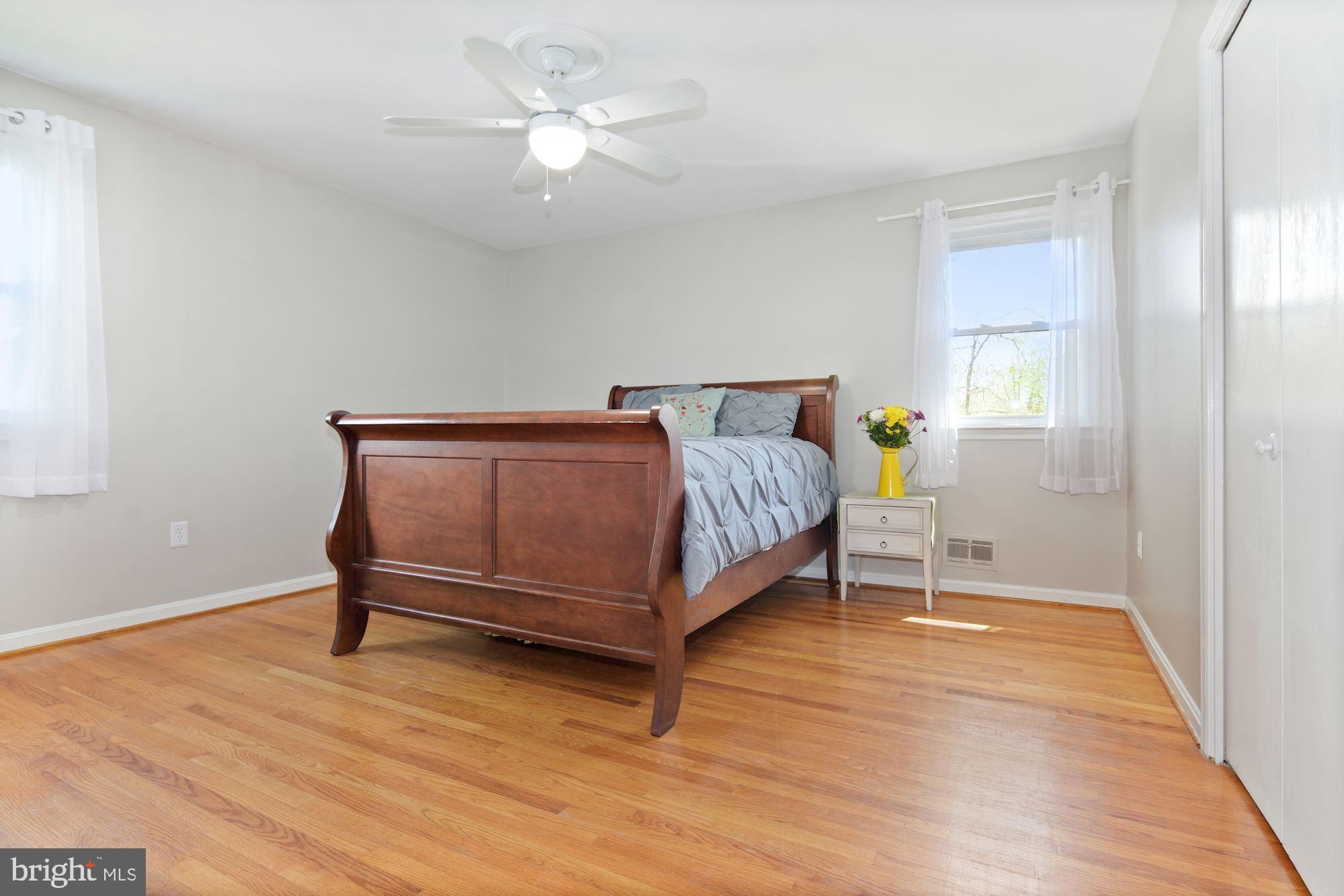 5 Emerson Road Severna Park, MD 21146 - Photo 43 of 77 Bedroom 4