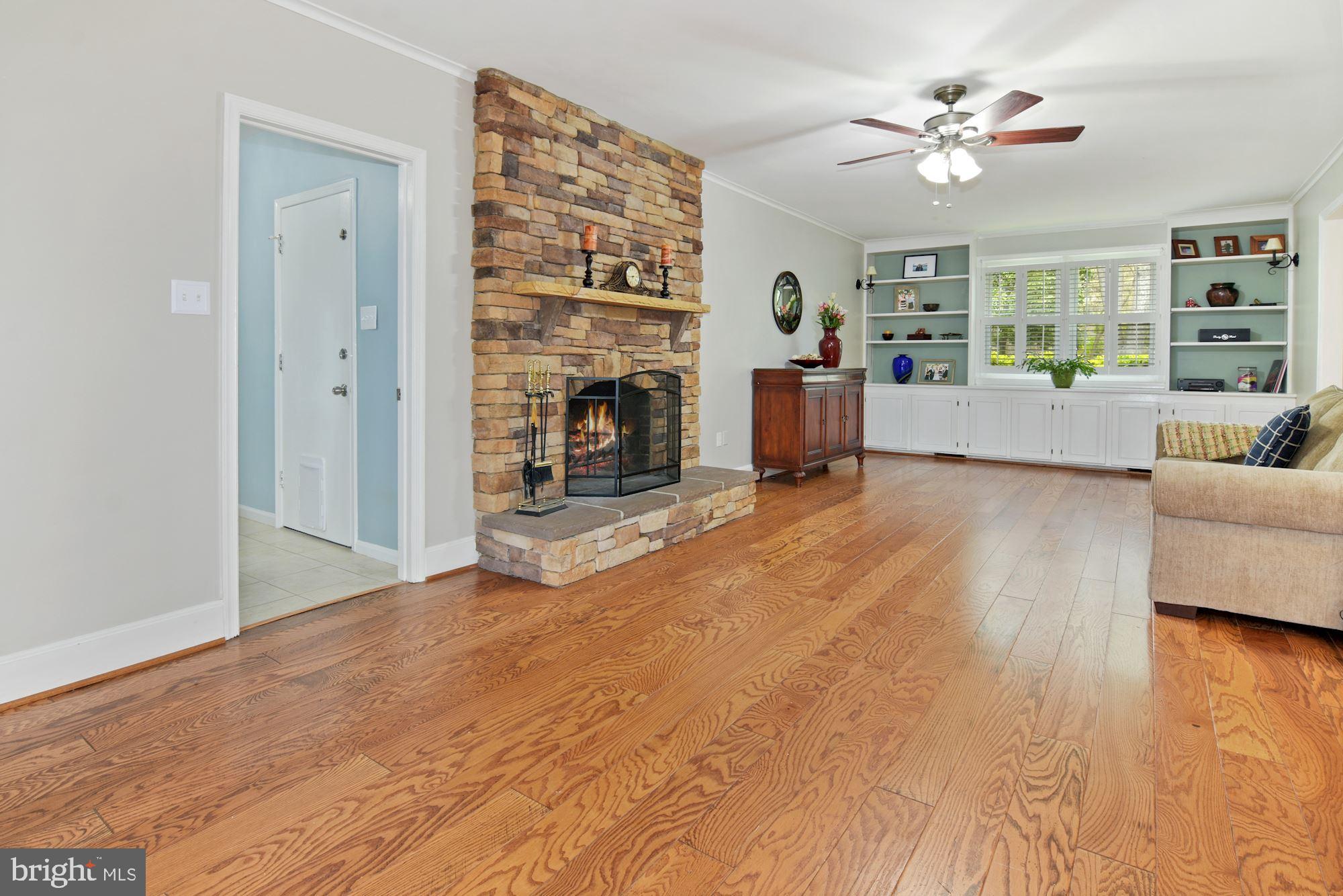 5 Emerson Road Severna Park, MD 21146 - Photo 10 of 77 Family Room with Hardwoods