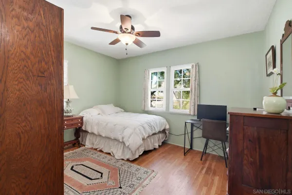 $1,699,000 | 425 South Horne Street, Oceanside, CA 92054