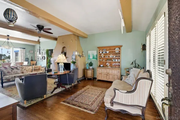 $1,699,000 | 425 South Horne Street, Oceanside, CA 92054