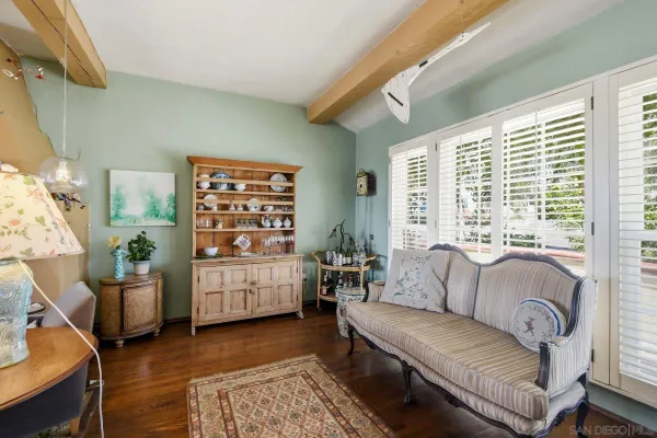 $1,699,000 | 425 South Horne Street, Oceanside, CA 92054