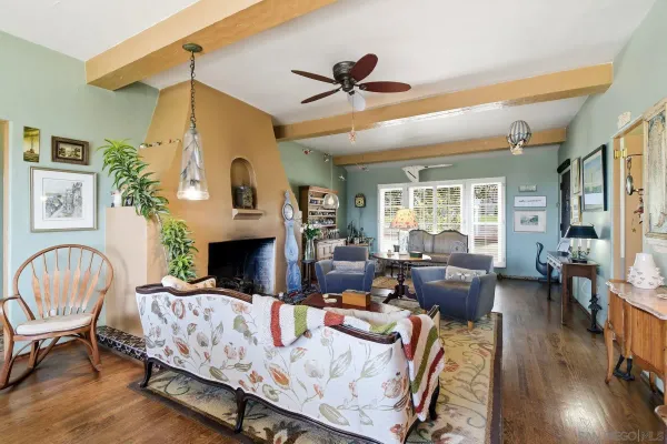 $1,699,000 | 425 South Horne Street, Oceanside, CA 92054