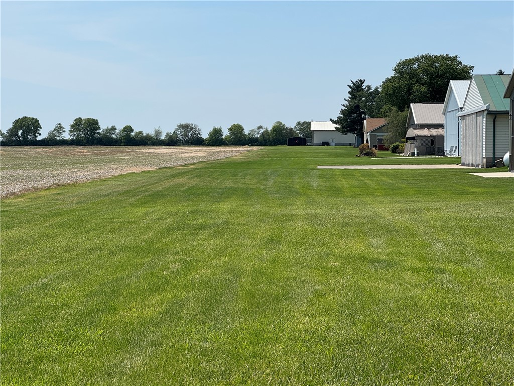 3530 Monroe-Concord Road Troy, OH 45373 - Photo 11 of 13 Shared taxi way behind the houses in the plat.