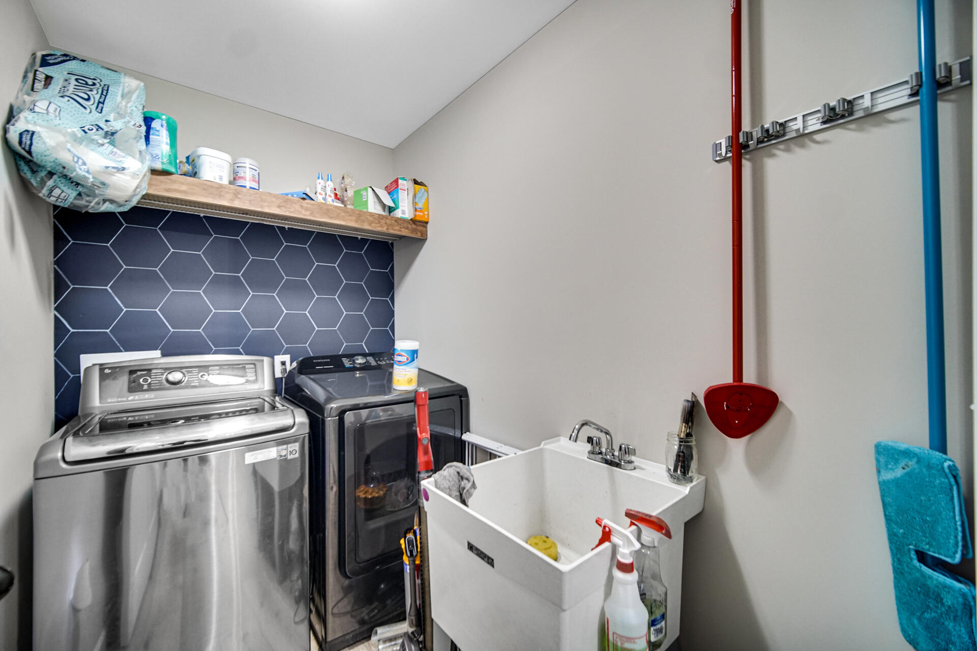 10504 Turkey Run Wheatfield, IN 46392 - Photo 19 of 26 1920x1280