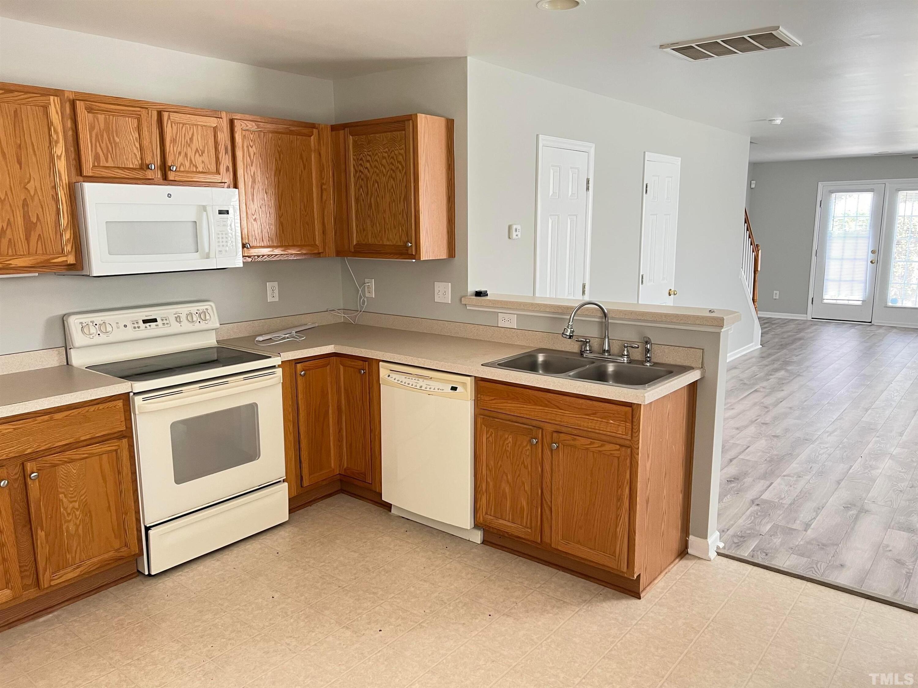 2651 Vega Court Raleigh, NC 27614 - Photo 4 of 17 Photo #4