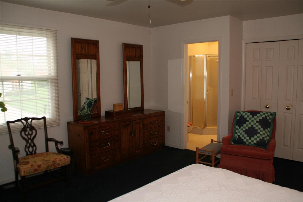 1151 Heatherwoode Road Flint, MI 48532 - Photo 25 of 39 21520639-24.JPG
