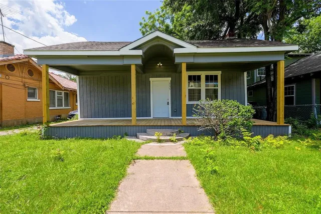 $2,100 | 335 North Marsalis Avenue, Dallas, TX 75203