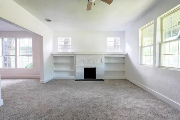 $2,100 | 335 North Marsalis Avenue, Dallas, TX 75203