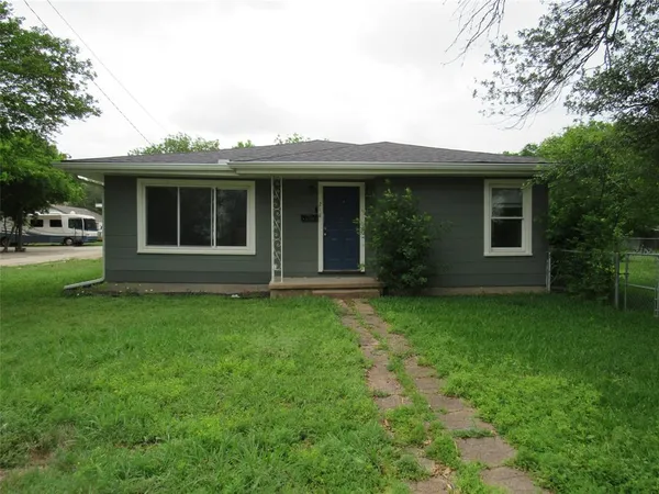 $132,620 | 218 North Pearl Street, Mart, TX 76664
