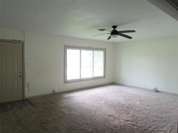 $132,620 | 218 North Pearl Street, Mart, TX 76664