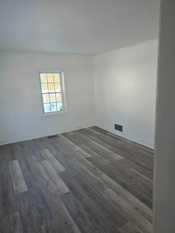 $2,000 | 82-84 North Main Street, Boscawen, NH 03303