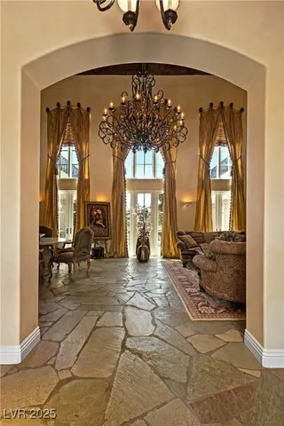 $4,500,000 | 35 Ventana Canyon Drive, Las Vegas, NV 89113