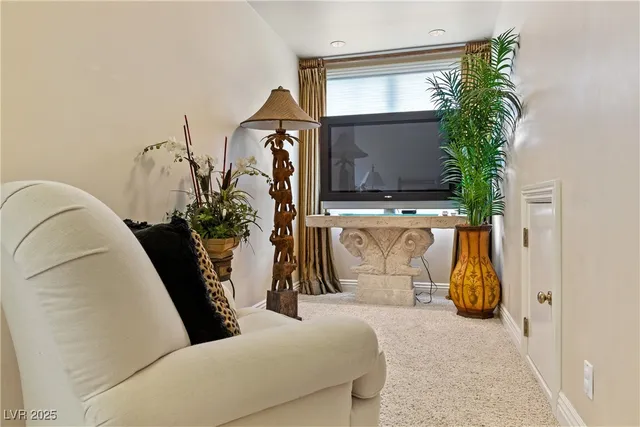 $4,500,000 | 35 Ventana Canyon Drive, Las Vegas, NV 89113