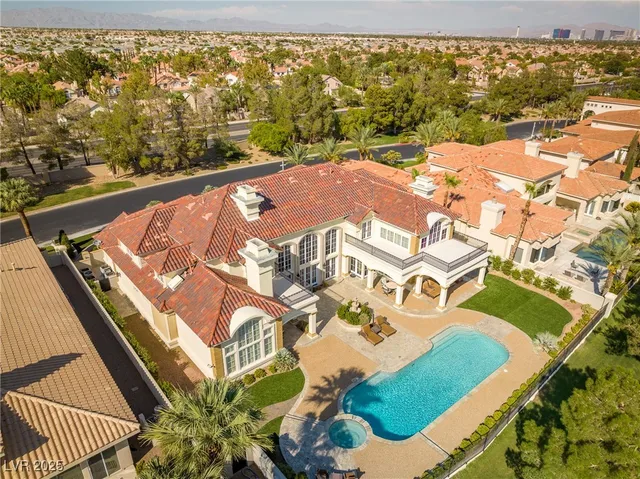 $4,500,000 | 35 Ventana Canyon Drive, Las Vegas, NV 89113