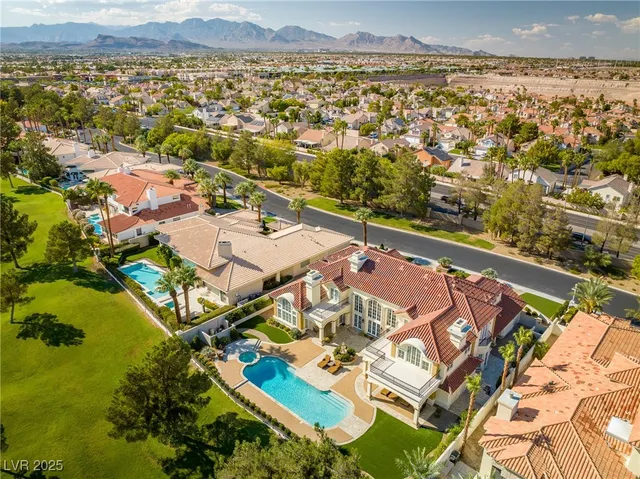 $4,500,000 | 35 Ventana Canyon Drive, Las Vegas, NV 89113