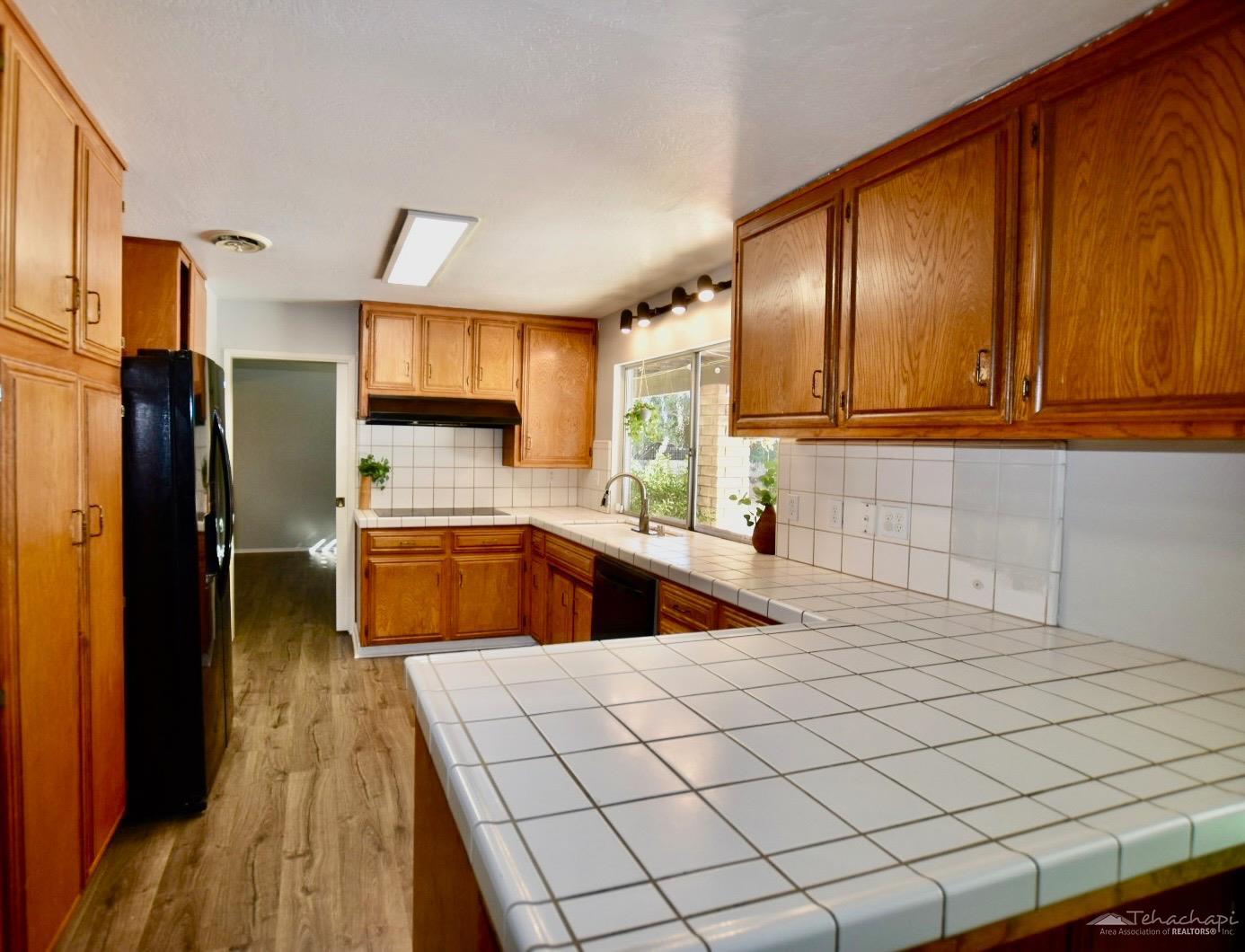 644 Sherri Street Ridgecrest, CA 93555 - Photo 4 of 29 Gallery Image 4
