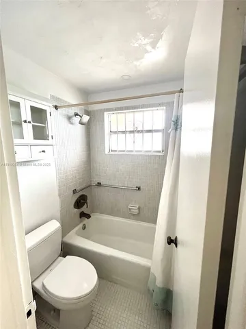 $1,600 | 18900 Northeast 3rd Court, Unit 531, Miami, FL 33179