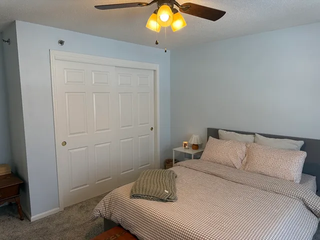 $2,600 | 124 Tennis Plaza Road, Unit 21, Dracut, MA 01826