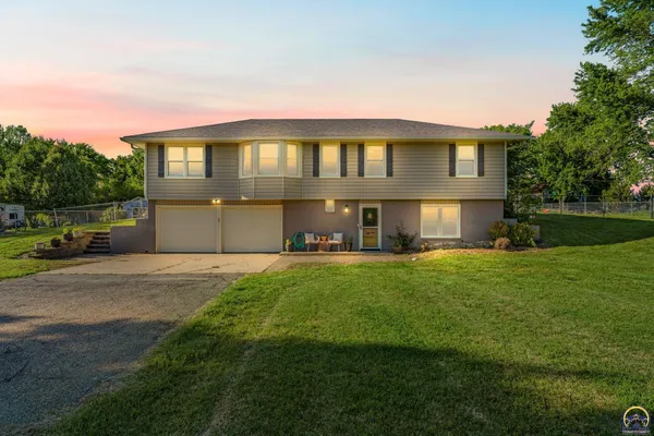 $315,000 | 550 Northwest 58th Street, Topeka, KS 66617