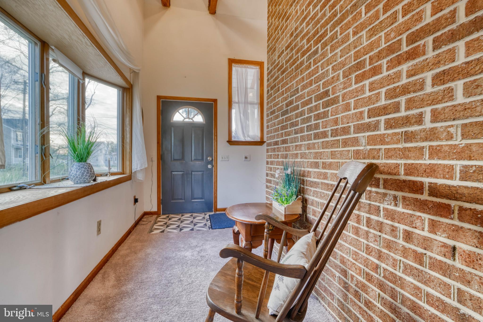 136 Riverside Road Essex, MD 21221 - Photo 3 of 43