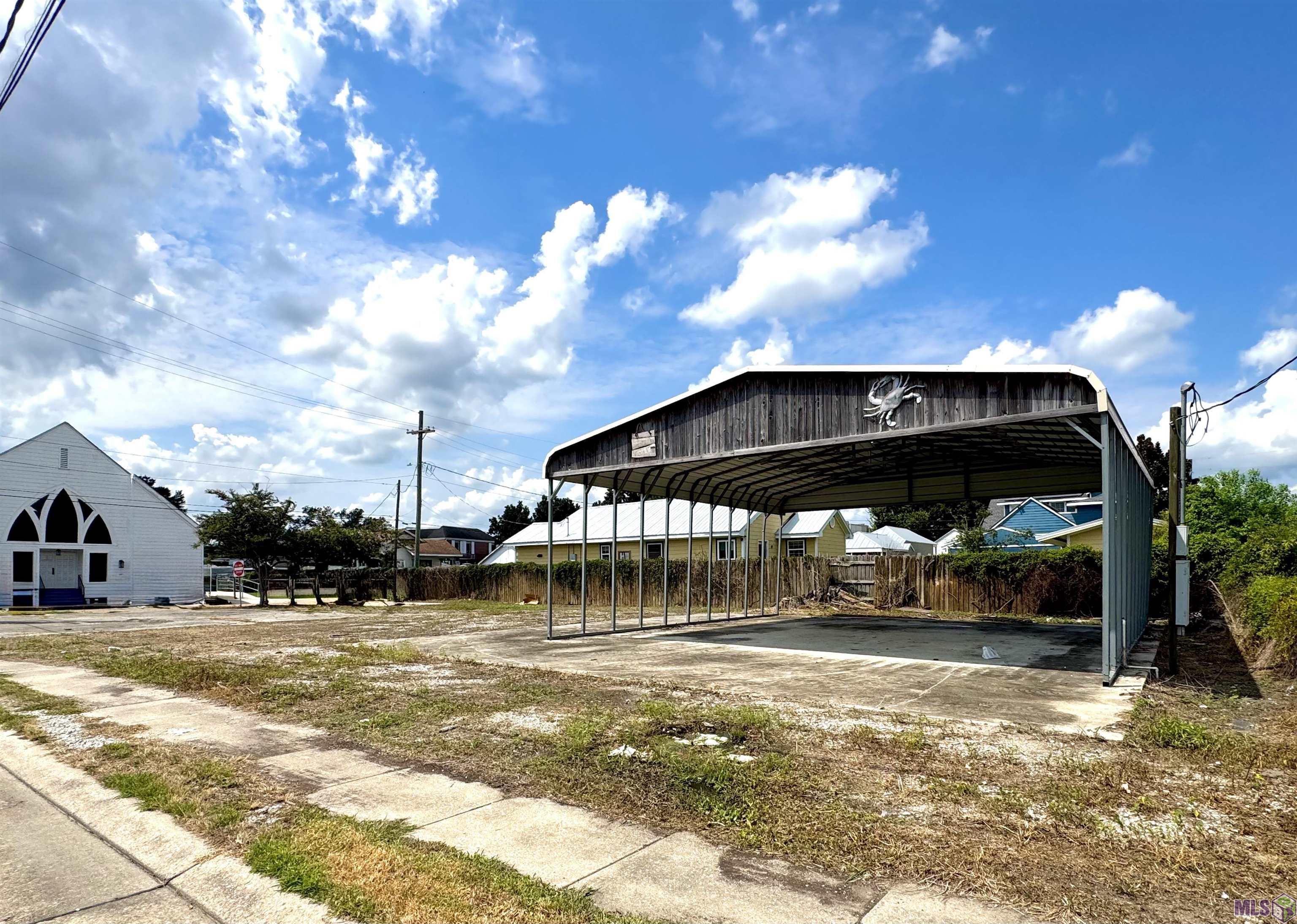 933 Goode Street Houma, LA 70360 - Photo 1 of 3