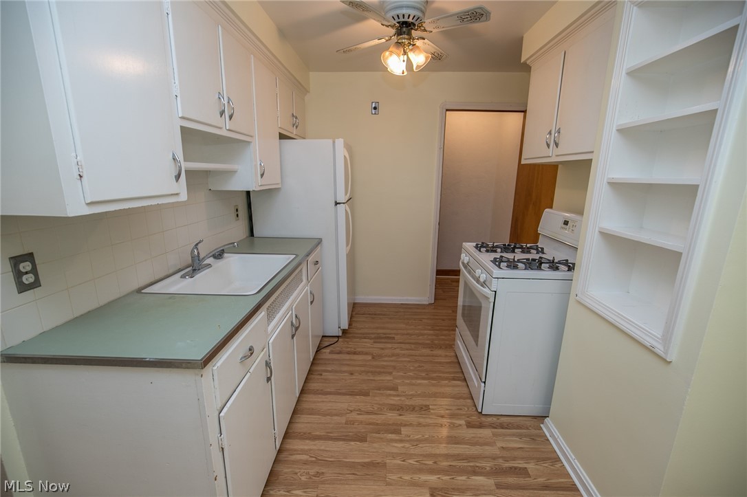 7441 Pearl Road Cleveland, OH 44130 - Photo 19 of 34