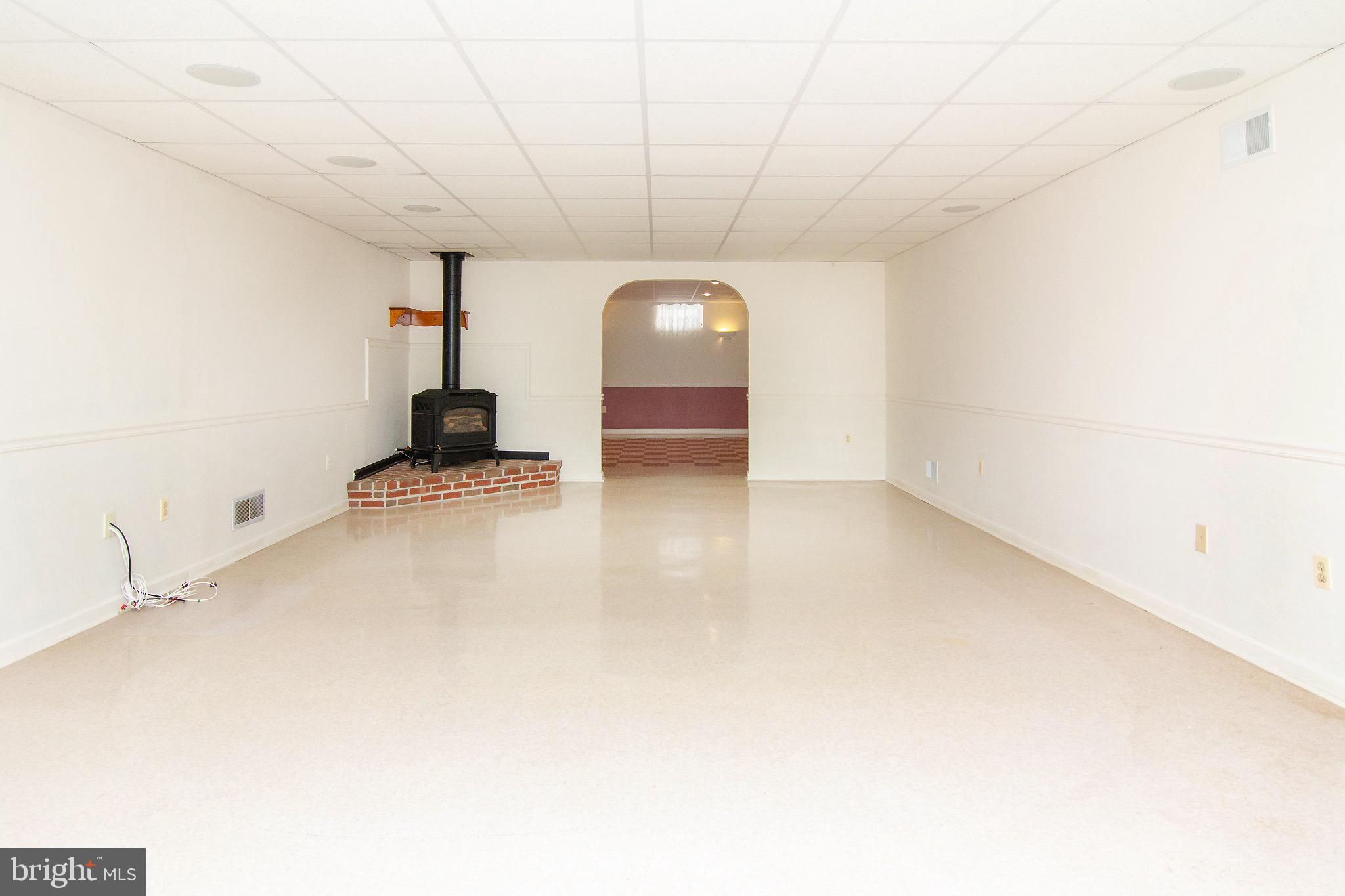 2395 Mt Ventus Road, Unit 2 Manchester, MD 21102 - Photo 33 of 46 Gallery Image 33