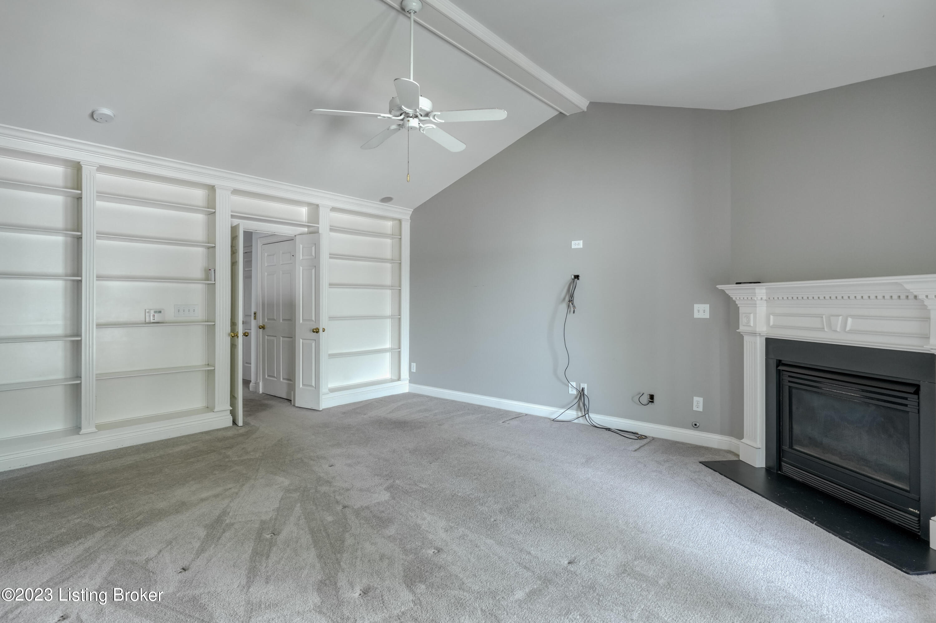5337 Juniper Beach Road Prospect, KY 40059 - Photo 19 of 36 Custom book shelves