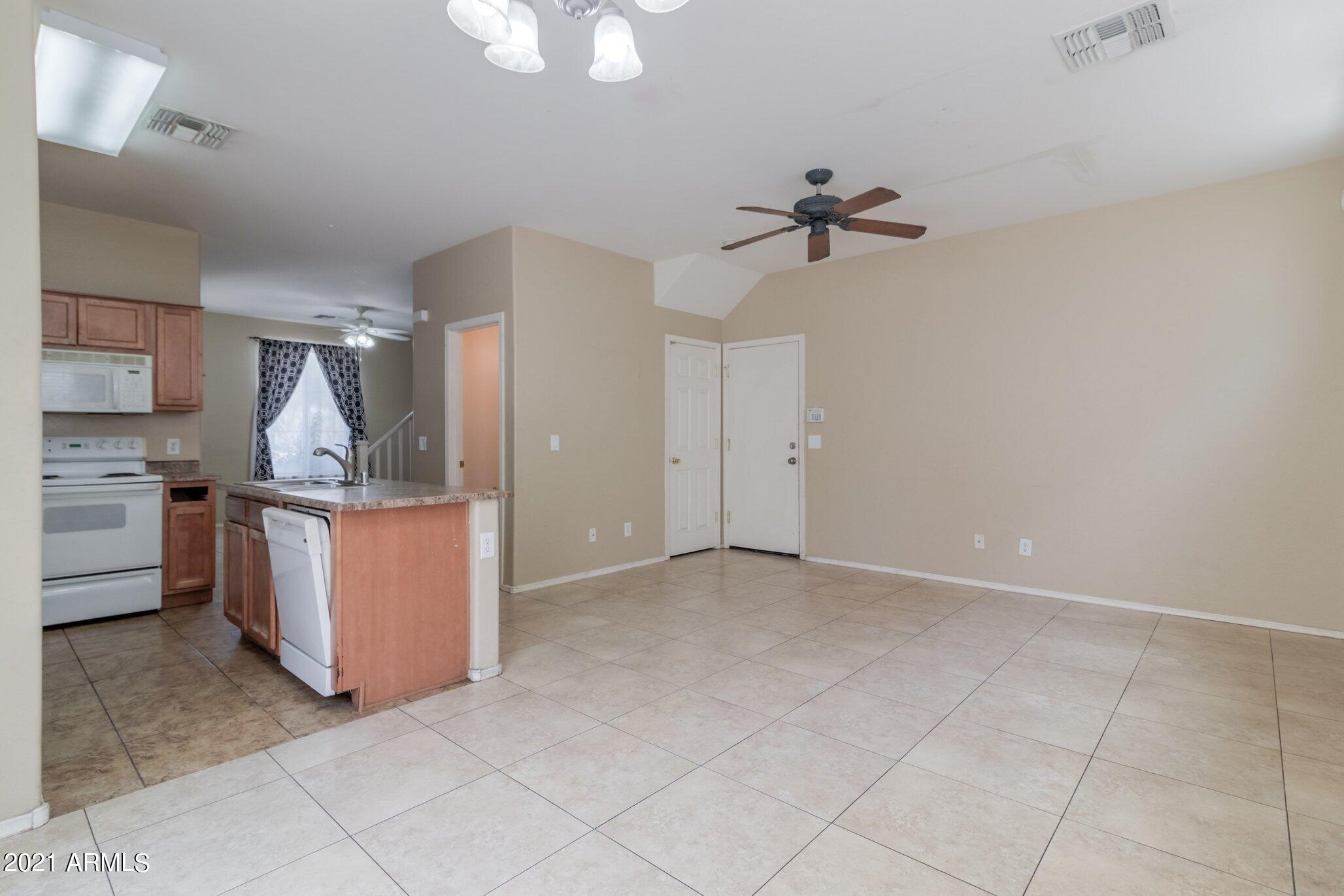 6609 West Johnson Street Phoenix, AZ 85043 - Photo 6 of 28 Johnson Street (6).jpg-SMALL