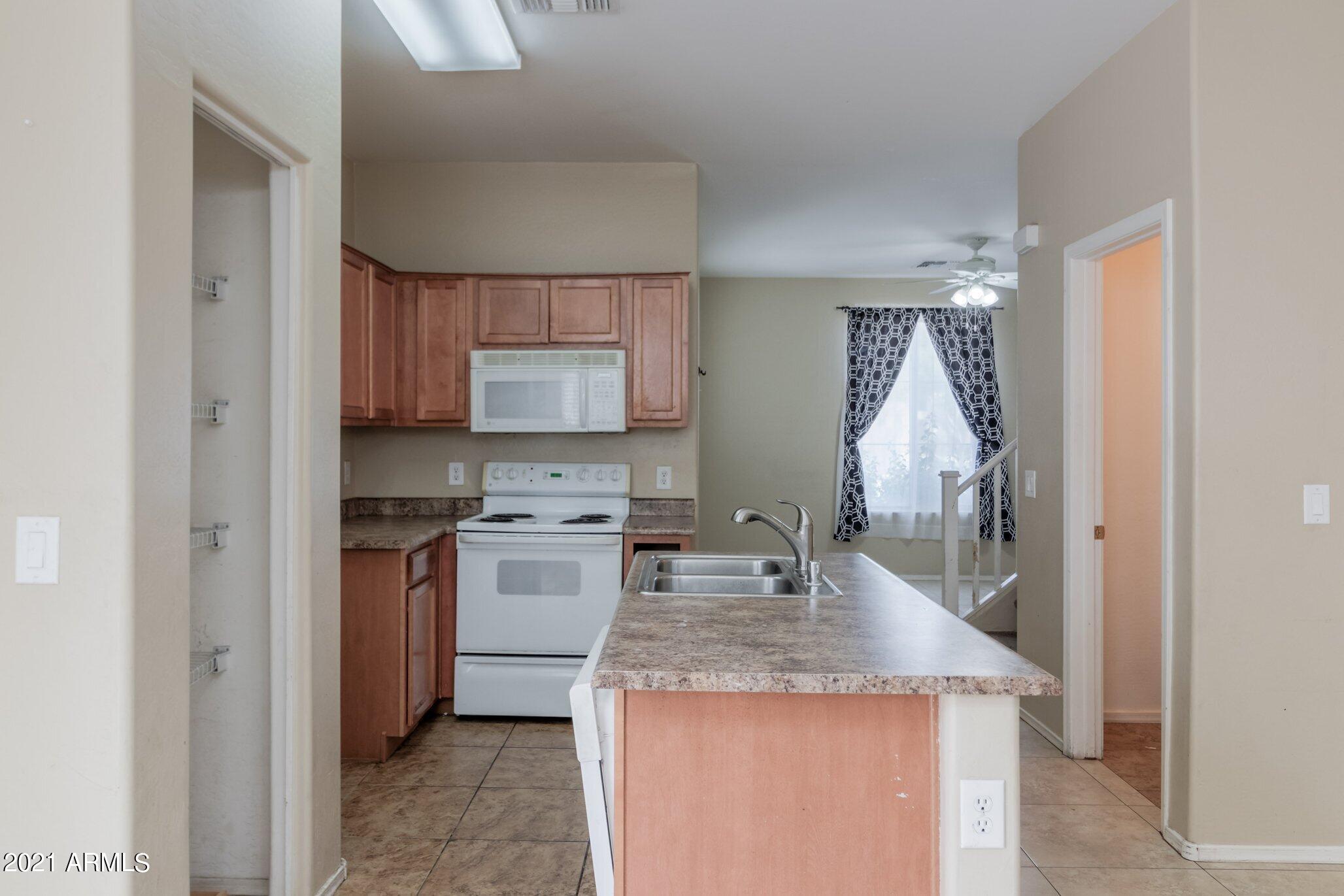 6609 West Johnson Street Phoenix, AZ 85043 - Photo 8 of 28 Johnson Street (8).jpg-SMALL