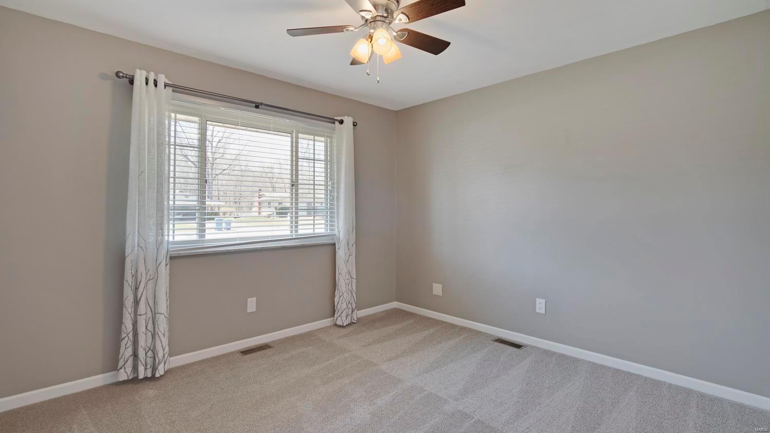 305 Ries Court Ballwin, MO 63021 - Photo 37 of 41