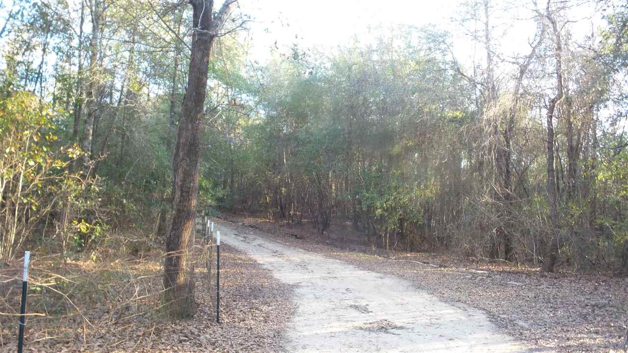 264 Rabbits Run Atmore, AL 36502 - Photo 7 of 29