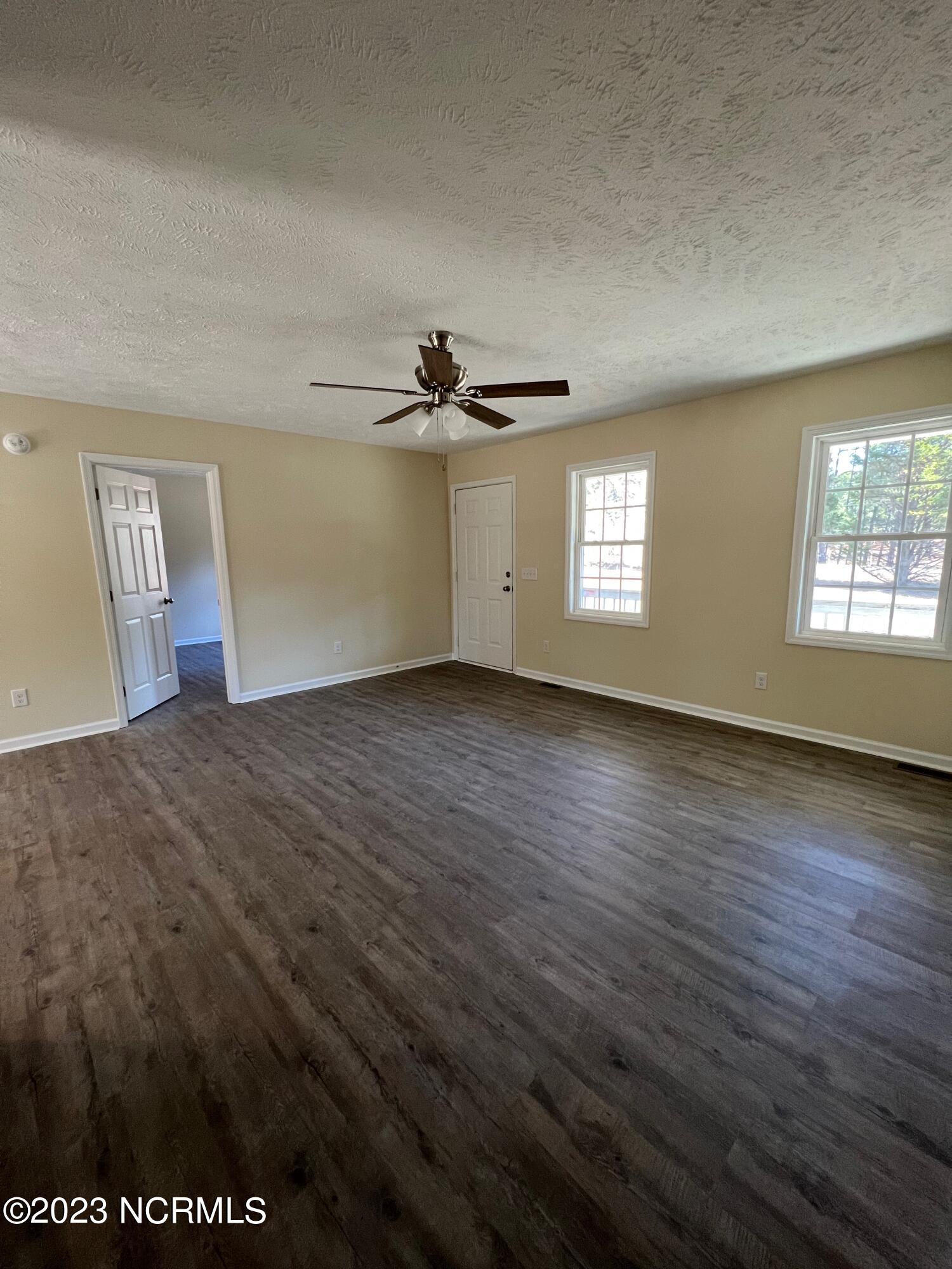 284 Wiregrass Road Rockingham, NC 28379 - Photo 5 of 22 IMG_0118
